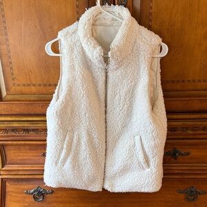 Cozy Cream Sherpa Zip-Up Vest